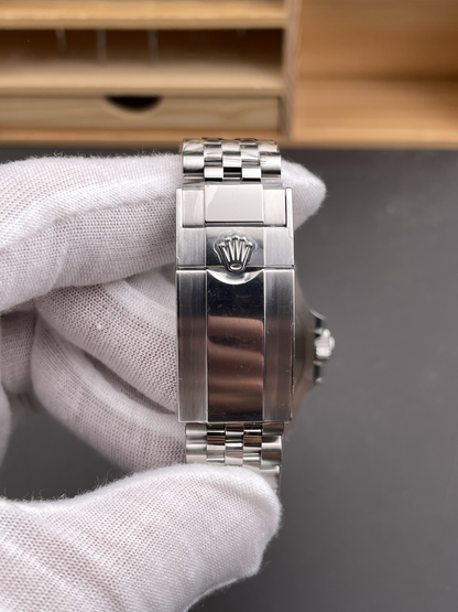 GMT Master II 126710 "Batman"