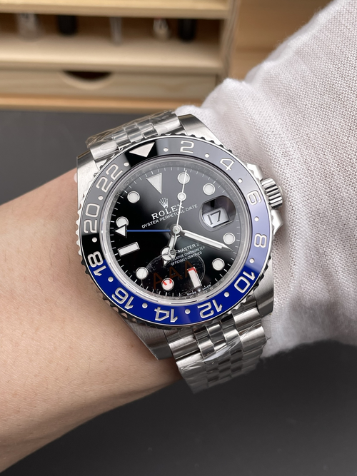 GMT Master II 126710 "Batgirl"
