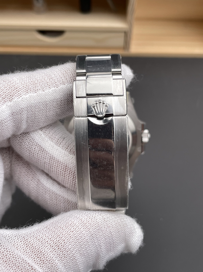 Submariner Date 126619LB
