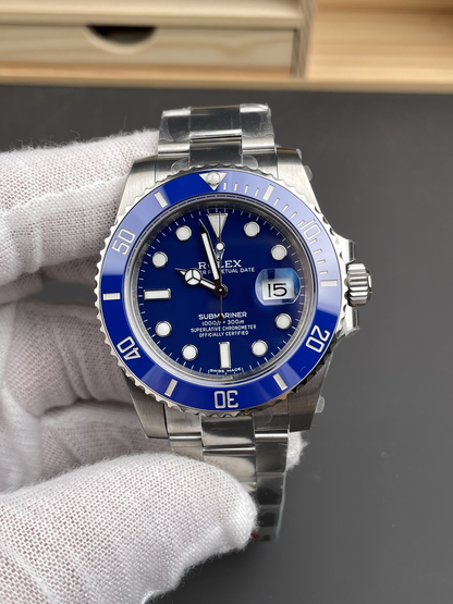 Submariner Date 126619LB