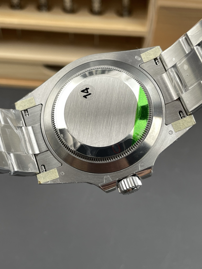 Submariner Date 126619LB