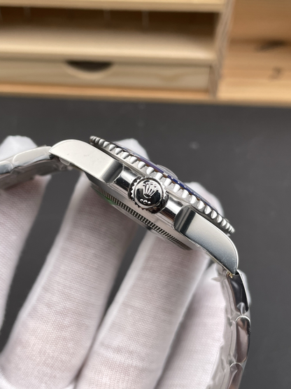 Submariner Date 126619LB