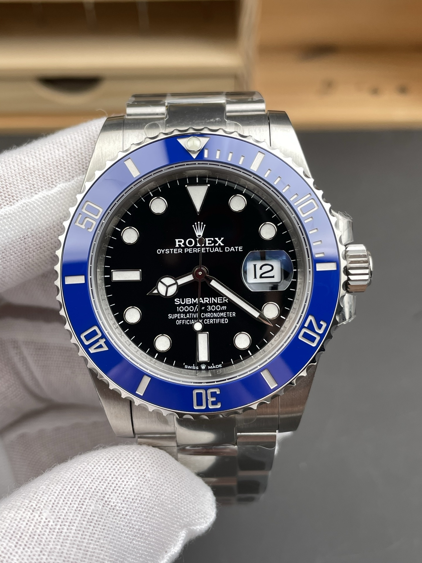 Submariner Date 126619LB