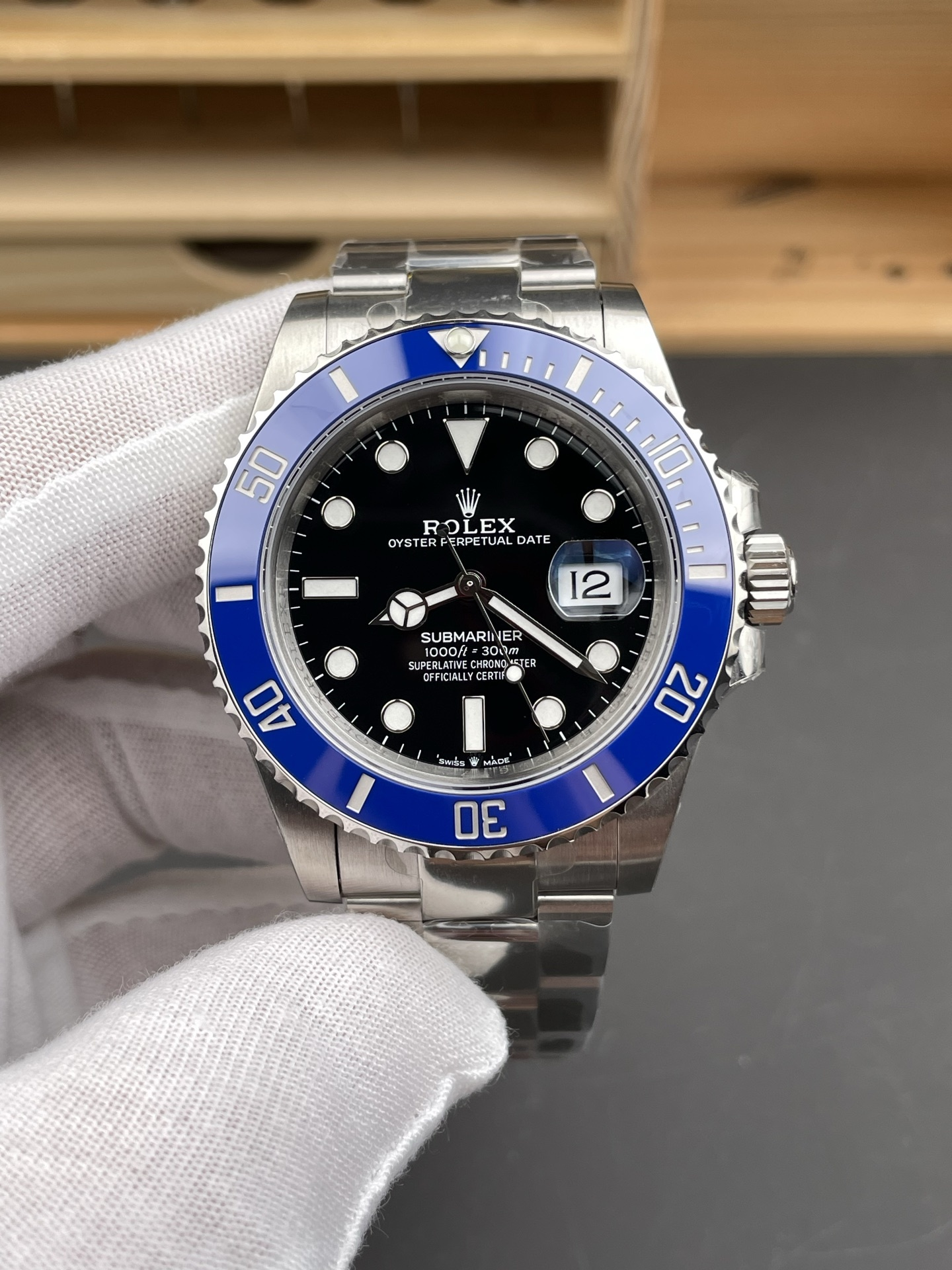 Submariner Date 126619LB