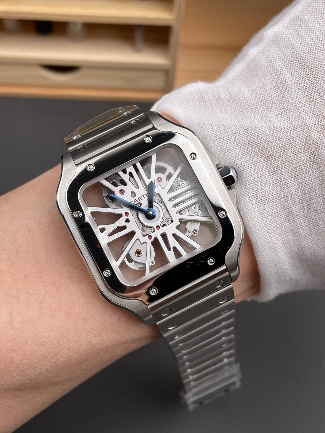 Santos Skeleton Silver/White